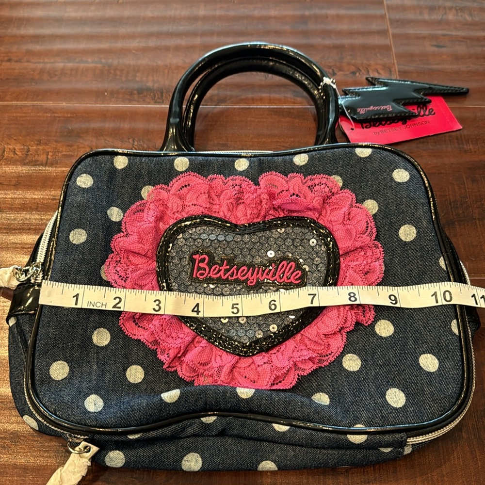 Betsey Johnson Heart Lace Betseyville Make-Up Travel Bag, Denim, NWT! - Picture 11 of 12
